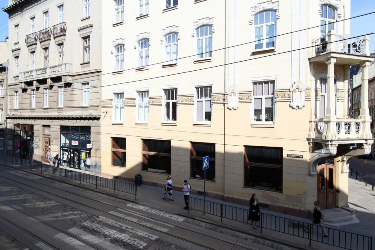 Buk Apartments On Doroshenka 25 Lemberg Exterior foto